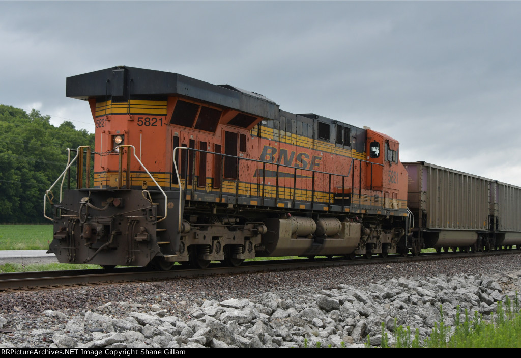 BNSF 5821 Roster shot.